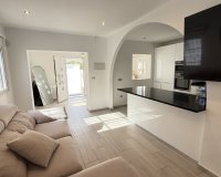 Resale - Villa -
Villamartin - Costa Blanca