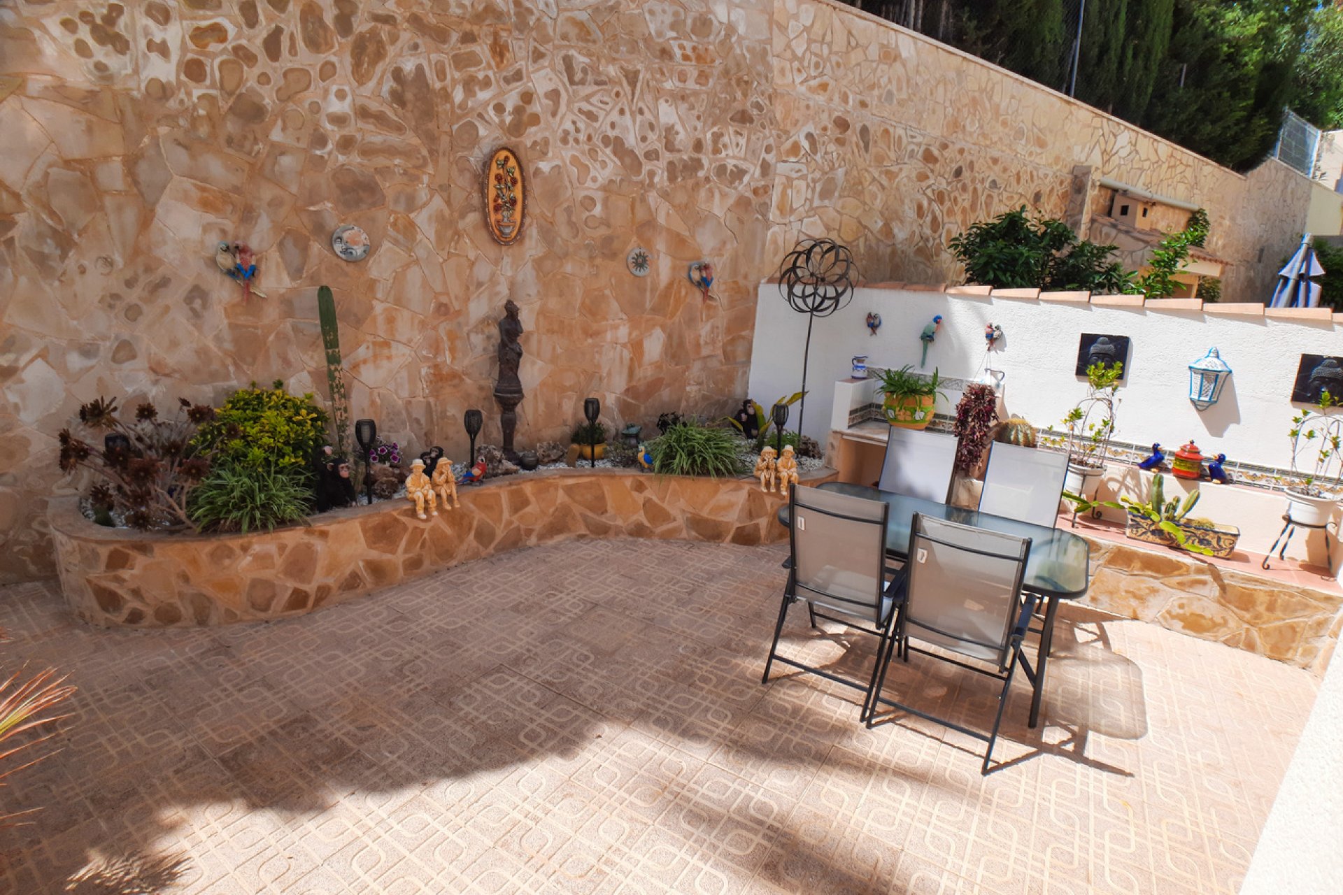 Resale - Villa -
Villamartin - Costa Blanca