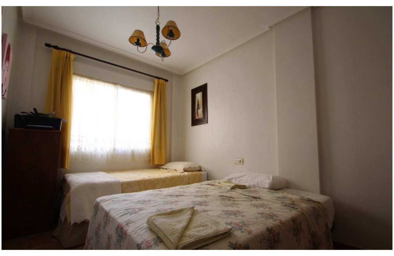 Resale - Villa -
Villamartin - Costa Blanca