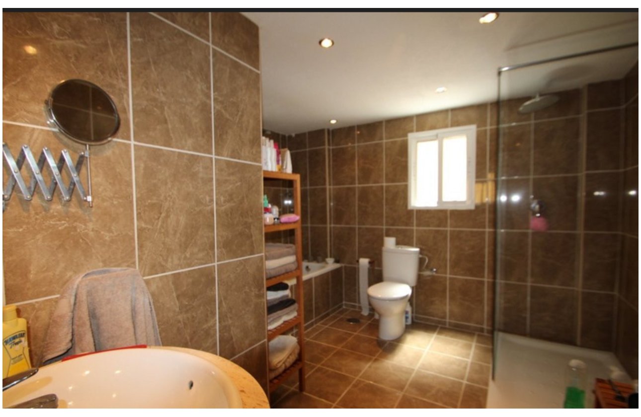 Resale - Villa -
Villamartin - Costa Blanca