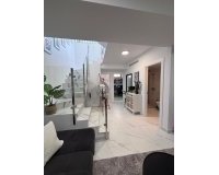 Resale - Villa -
Villamartin - Costa Blanca