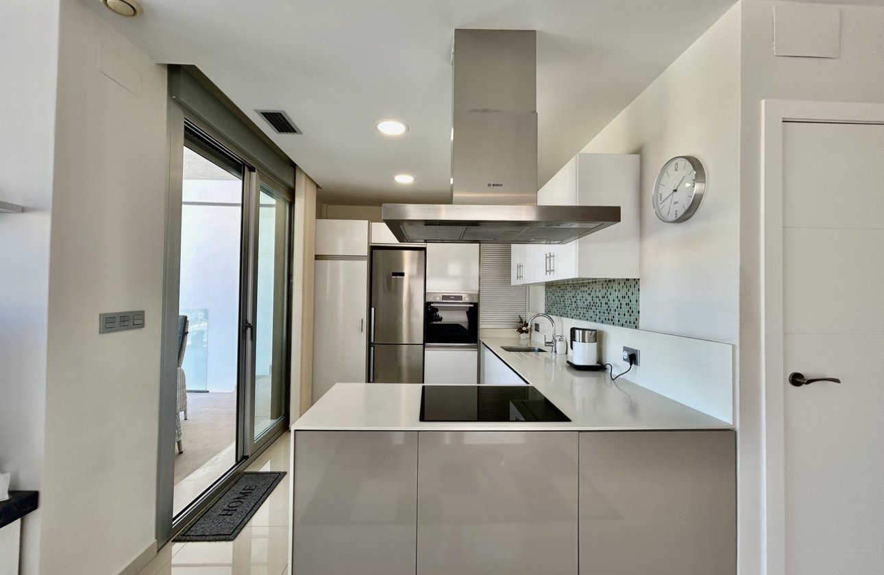 Resale - Villa -
Villamartin - Costa Blanca