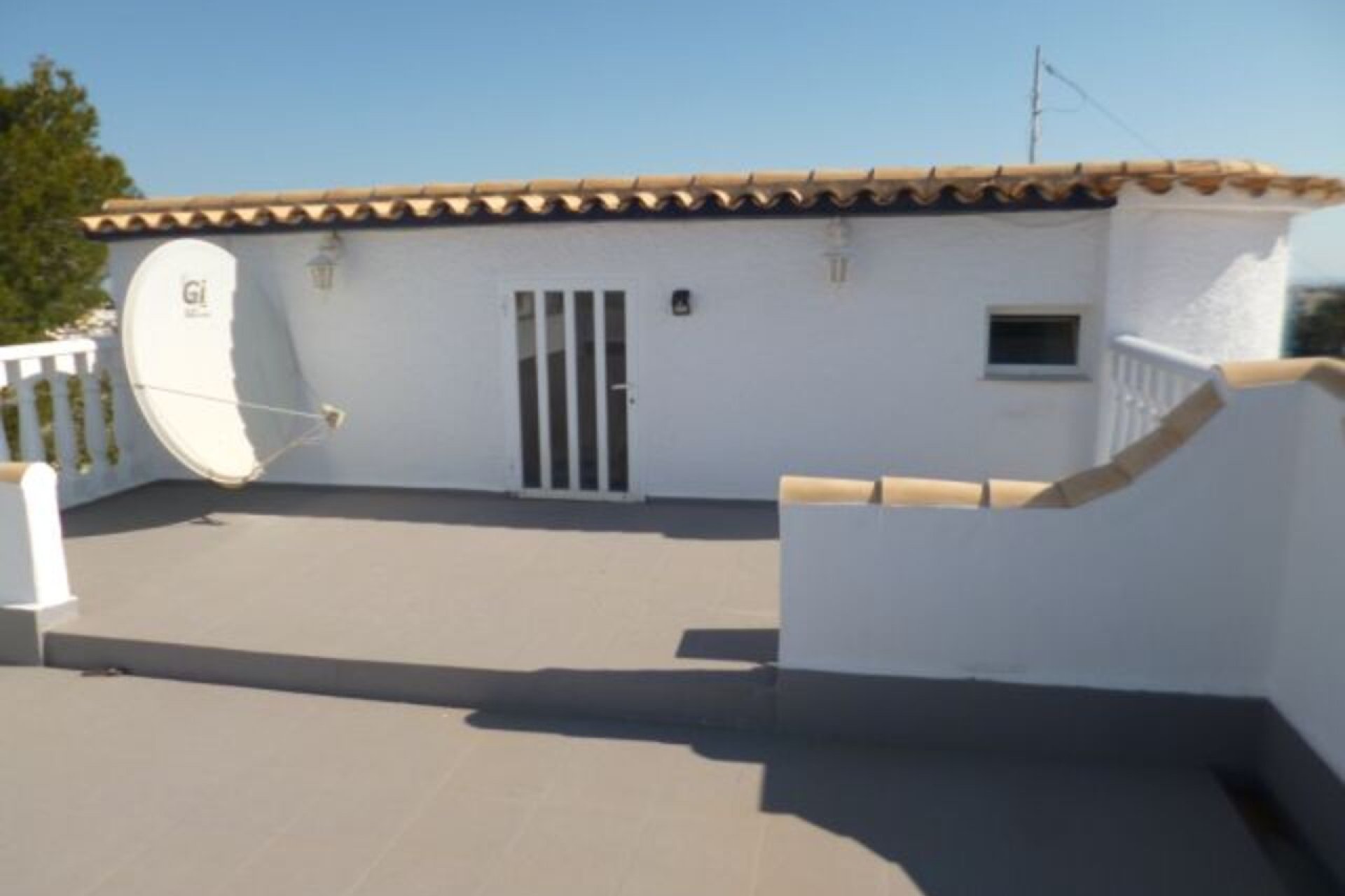 Resale - Villa -
Villamartin - Costa Blanca