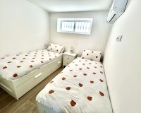 Resale - Villa -
Villamartin - Costa Blanca