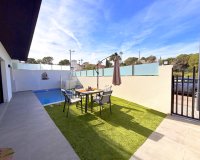 Resale - Villa -
Villamartin - Costa Blanca