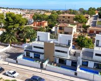 Resale - Villa -
Villamartin - Costa Blanca