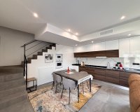Resale - Villa -
Villamartin - Costa Blanca