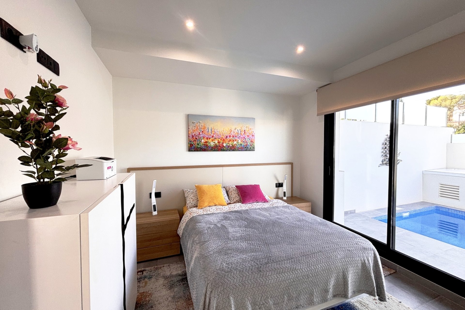 Resale - Villa -
Villamartin - Costa Blanca