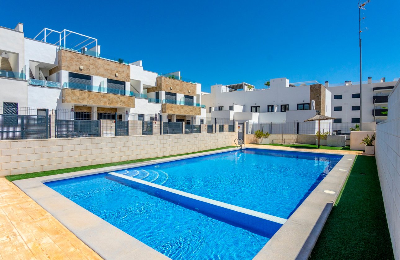 Resale - Villa -
Villamartin - Costa Blanca
