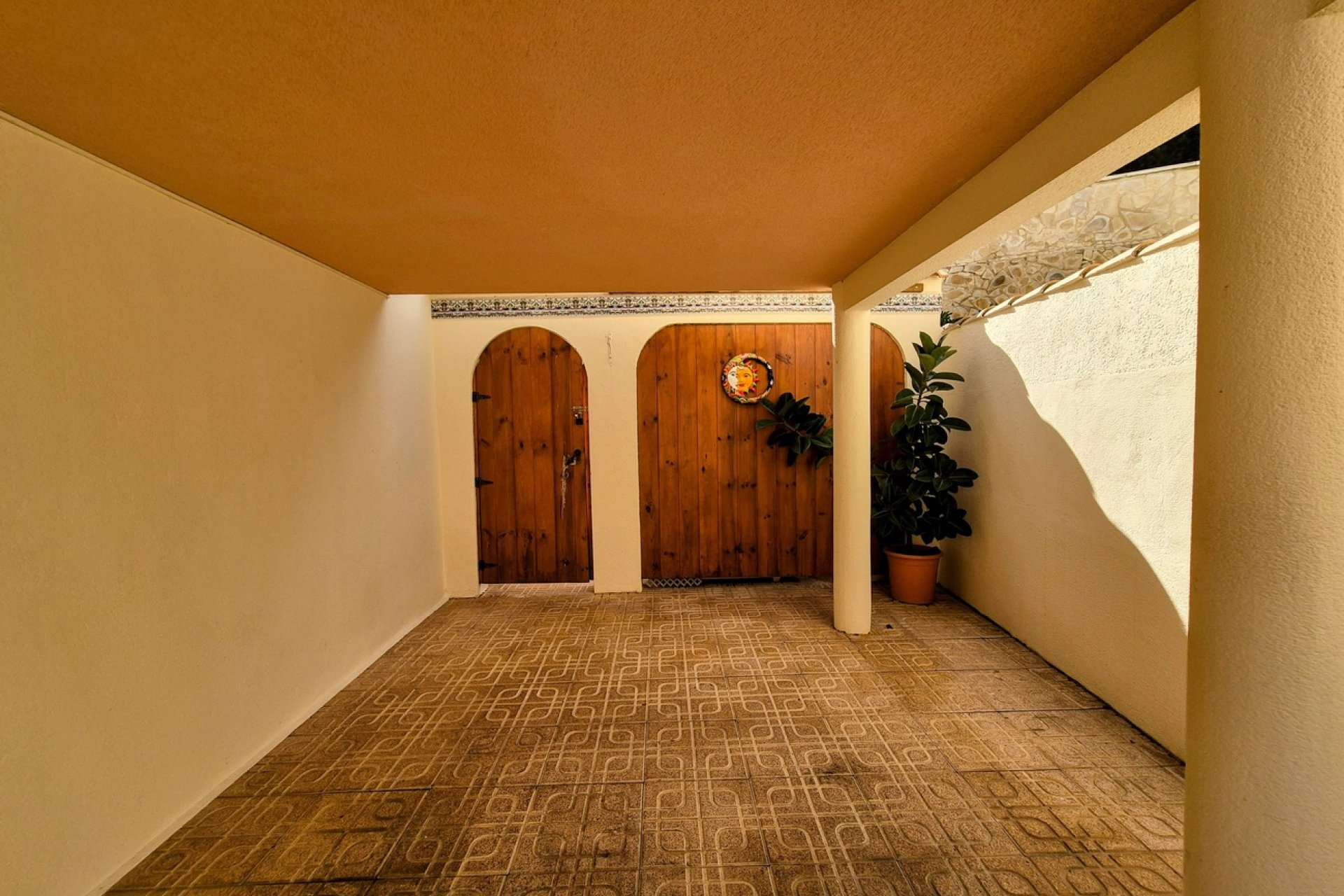 Resale - Villa -
Villamartin - Costa Blanca