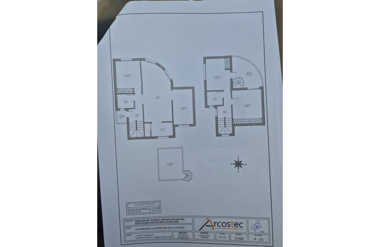 Resale - Villa -
Villamartin - Costa Blanca