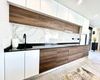 Resale - Villa -
Villamartin - Costa Blanca