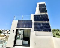 Resale - Villa -
Villamartin - Costa Blanca