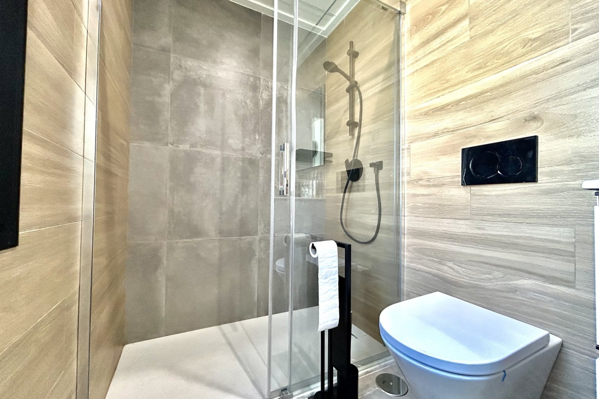 Resale - Villa -
Villamartin - Costa Blanca