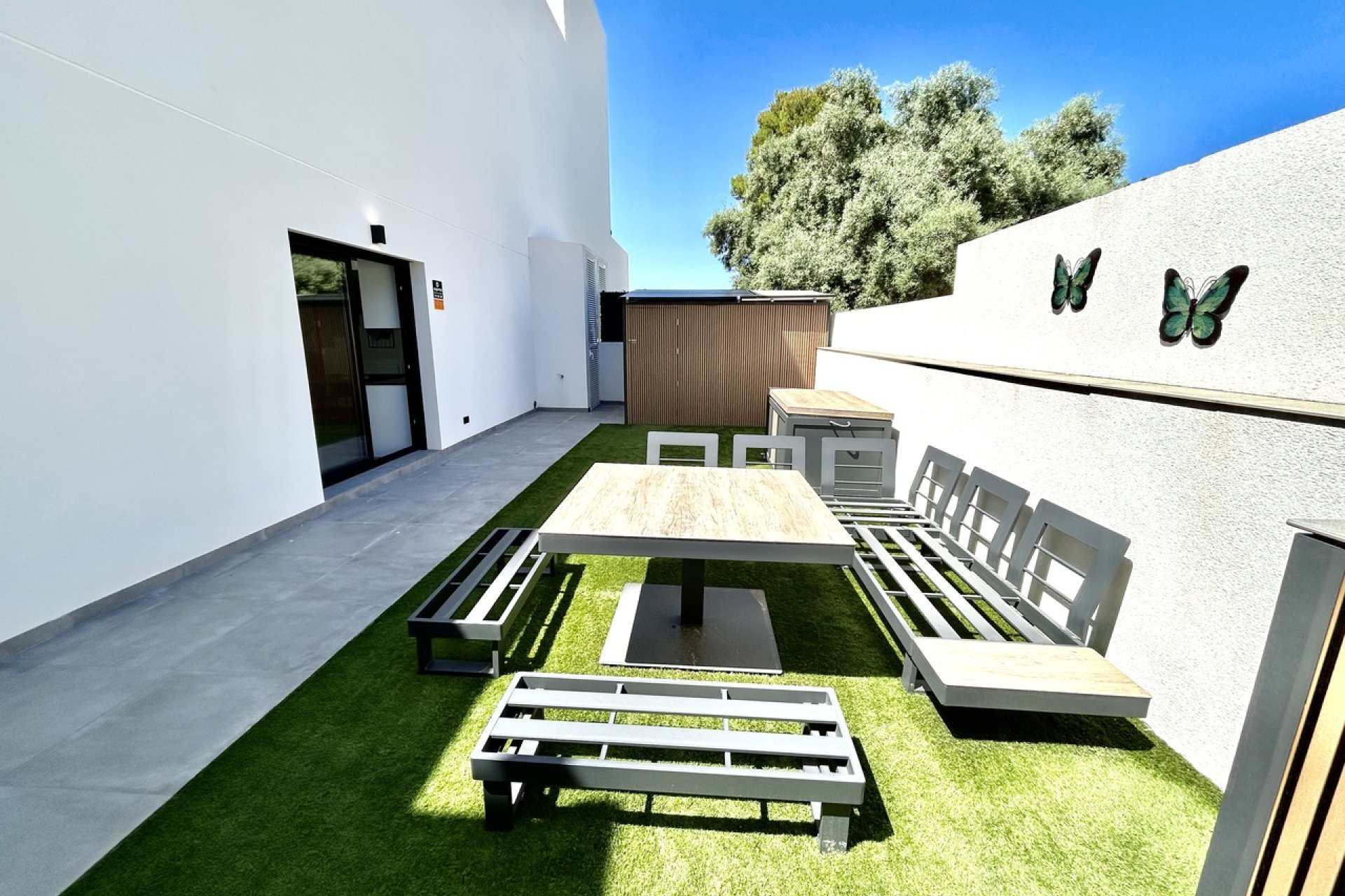 Resale - Villa -
Villamartin - Costa Blanca
