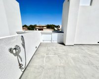 Resale - Villa -
Villamartin - Costa Blanca
