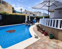 Resale - Villa -
Villamartin - Costa Blanca