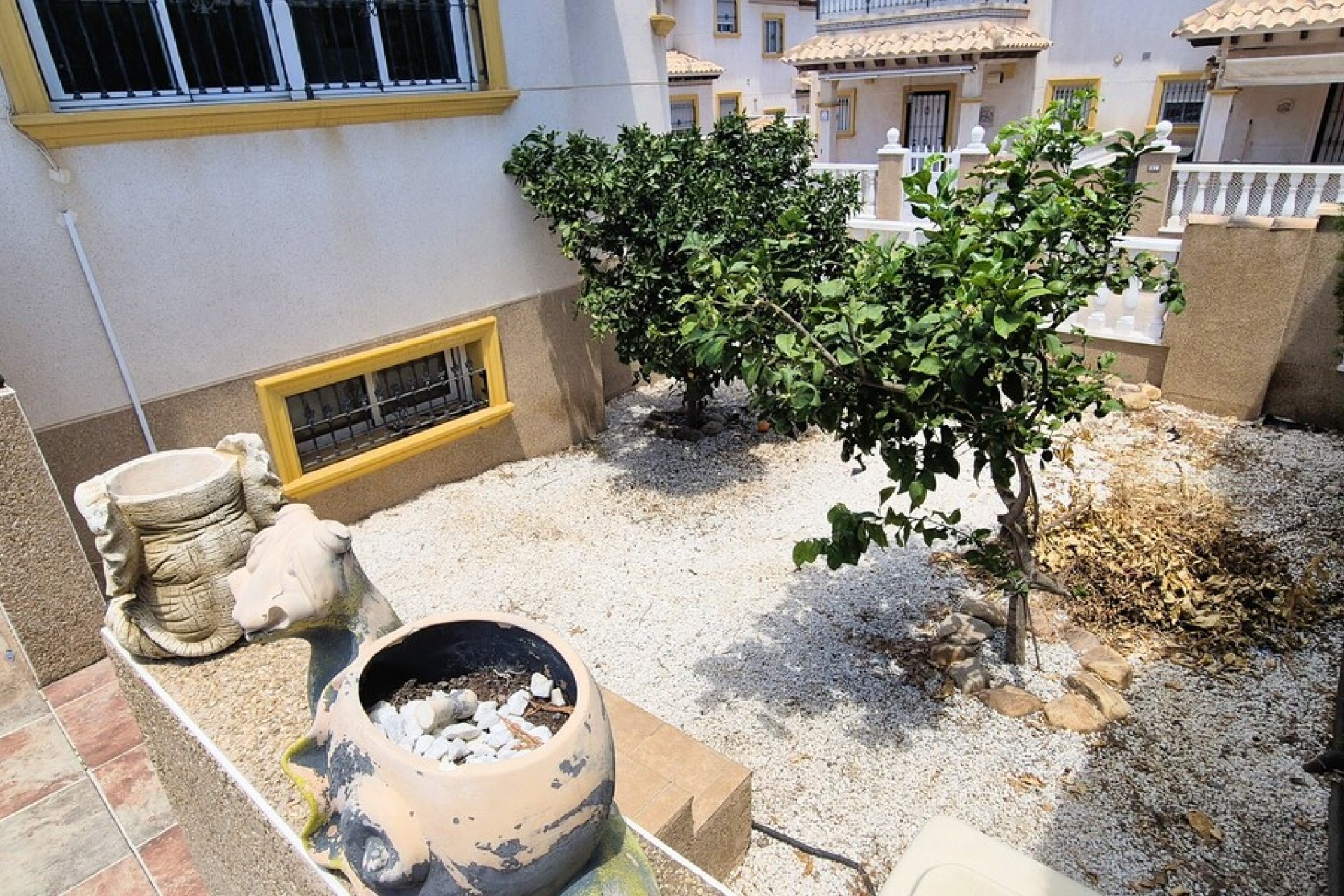 Resale - Villa -
Villamartin - Costa Blanca