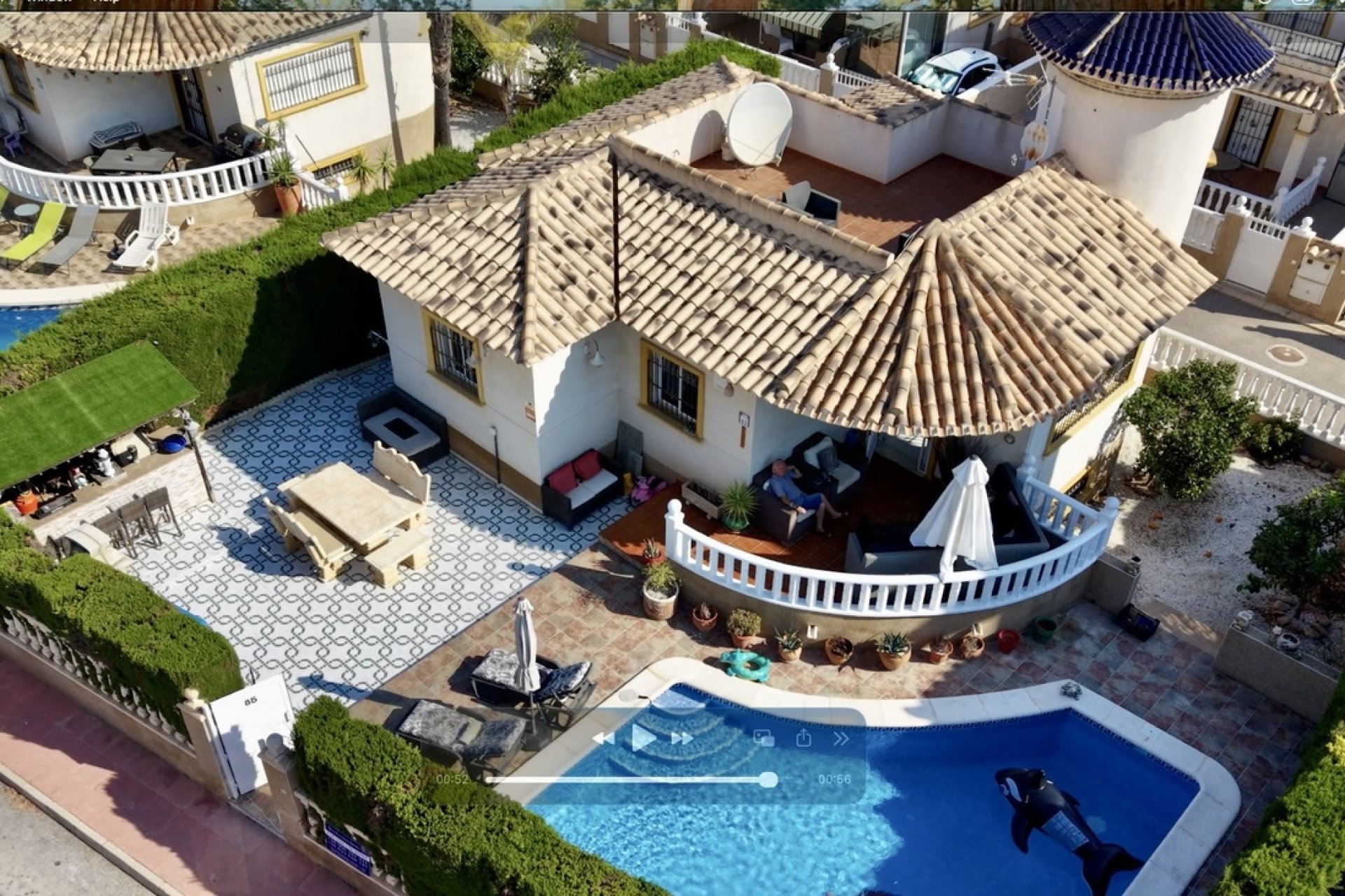Resale - Villa -
Villamartin - Costa Blanca