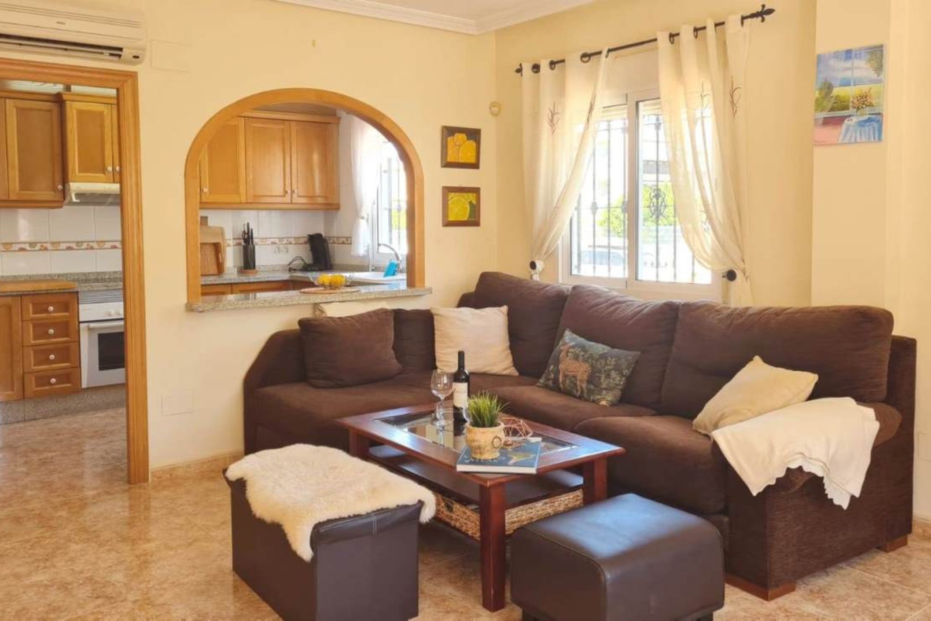 Resale - Villa -
Villamartin - Costa Blanca