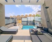 Resale - Villa -
Villamartin - Costa Blanca