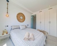 Resale - Villa -
Villamartin - Costa Blanca