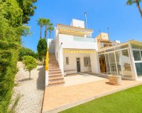 Resale - Villa -
Villamartin - Costa Blanca