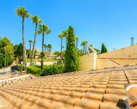 Resale - Villa -
Villamartin - Costa Blanca