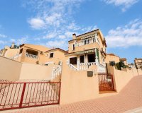 Resale - Villa -
Villamartin - Costa Blanca