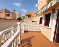 Resale - Villa -
Villamartin - Costa Blanca