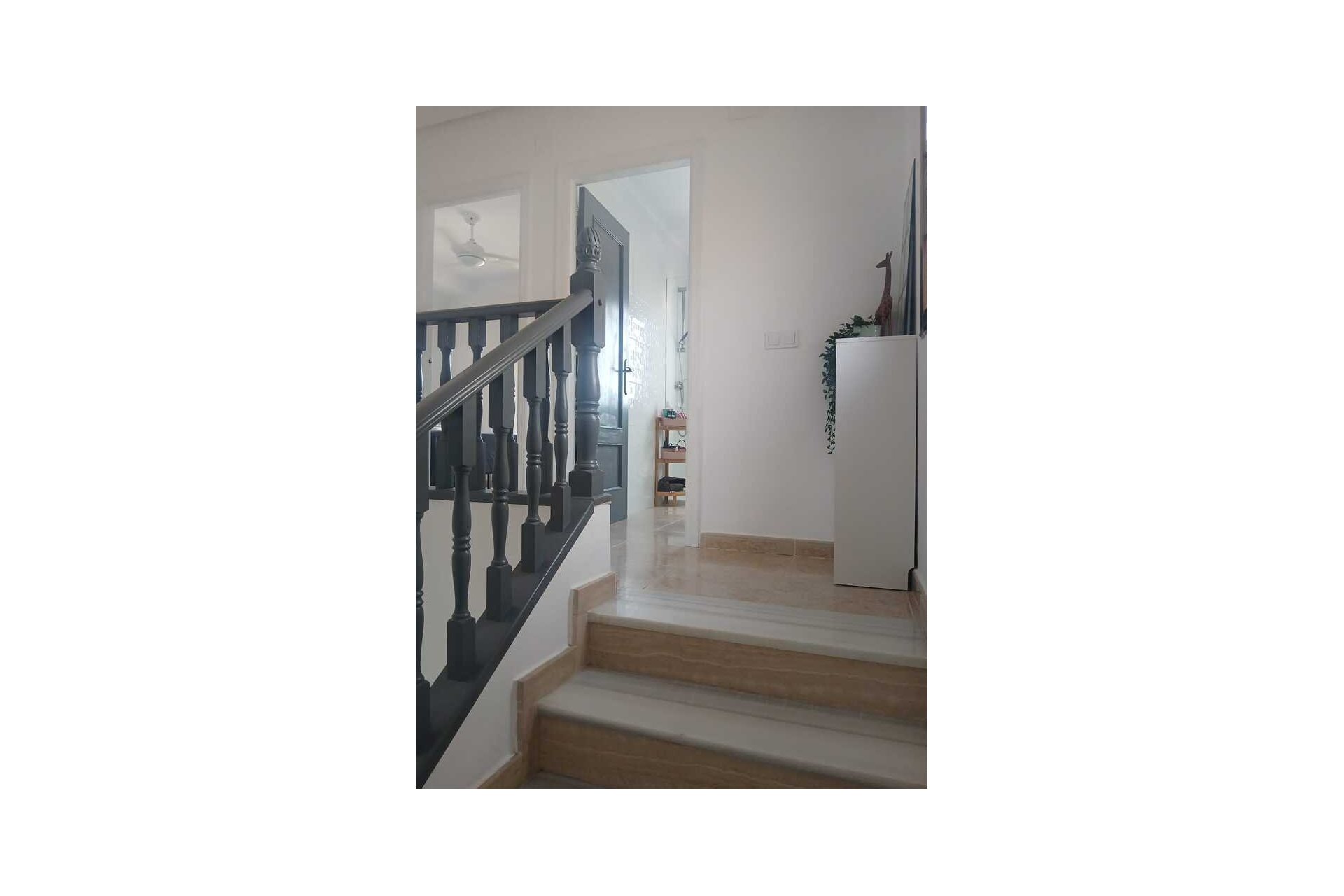 Resale - Villa -
Villamartin - Costa Blanca
