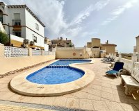 Resale - Villa -
Villamartin - Costa Blanca
