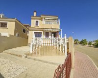 Resale - Villa -
Villamartin - Costa Blanca