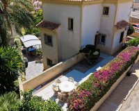 Resale - Villa -
Villamartin - Costa Blanca