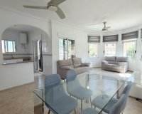 Resale - Villa -
Villamartin - Costa Blanca