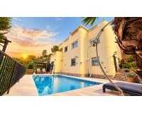 Resale - Villa -
Villamartin - Costa Blanca