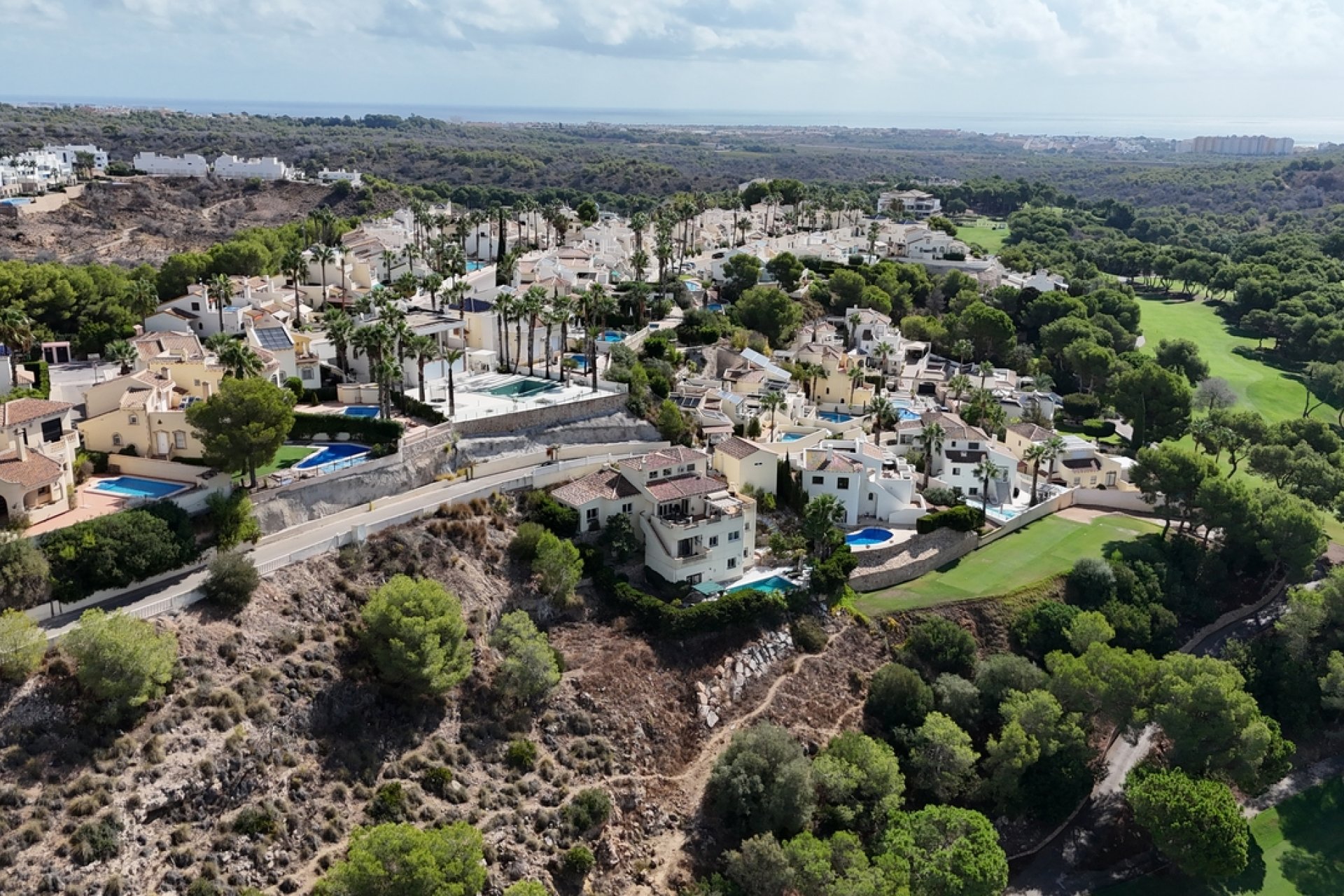 Resale - Villa -
Villamartin - Costa Blanca