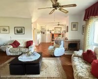 Resale - Villa -
Villamartin - Costa Blanca