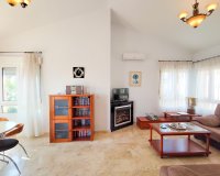 Resale - Villa -
Villamartin - Costa Blanca