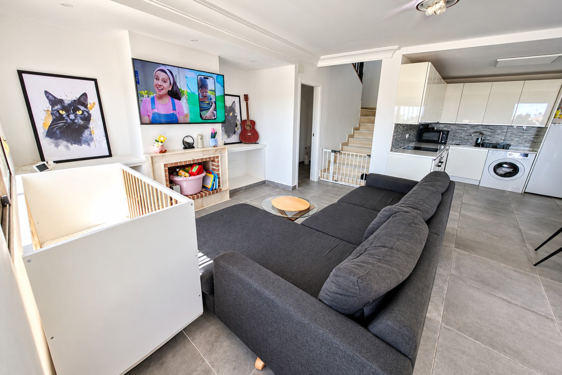 Resale - Villa -
Villamartin - Costa Blanca