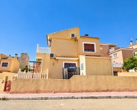 Resale - Villa -
Villamartin - Costa Blanca