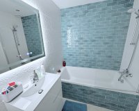 Resale - Villa -
Villamartin - Costa Blanca