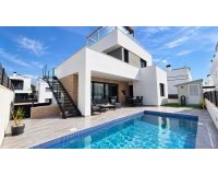 Resale - Villa -
Villamartin - Costa Blanca