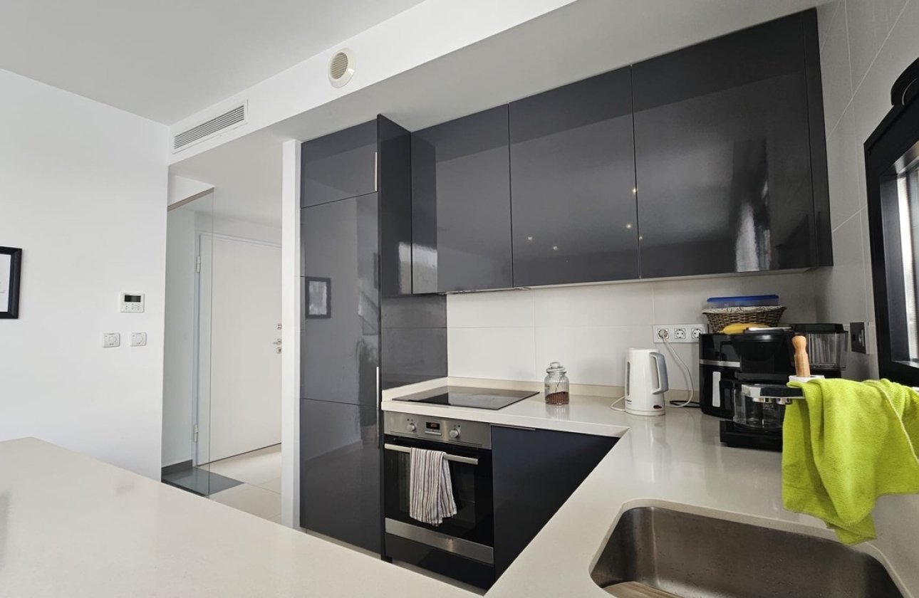 Resale - Villa -
Villamartin - Costa Blanca