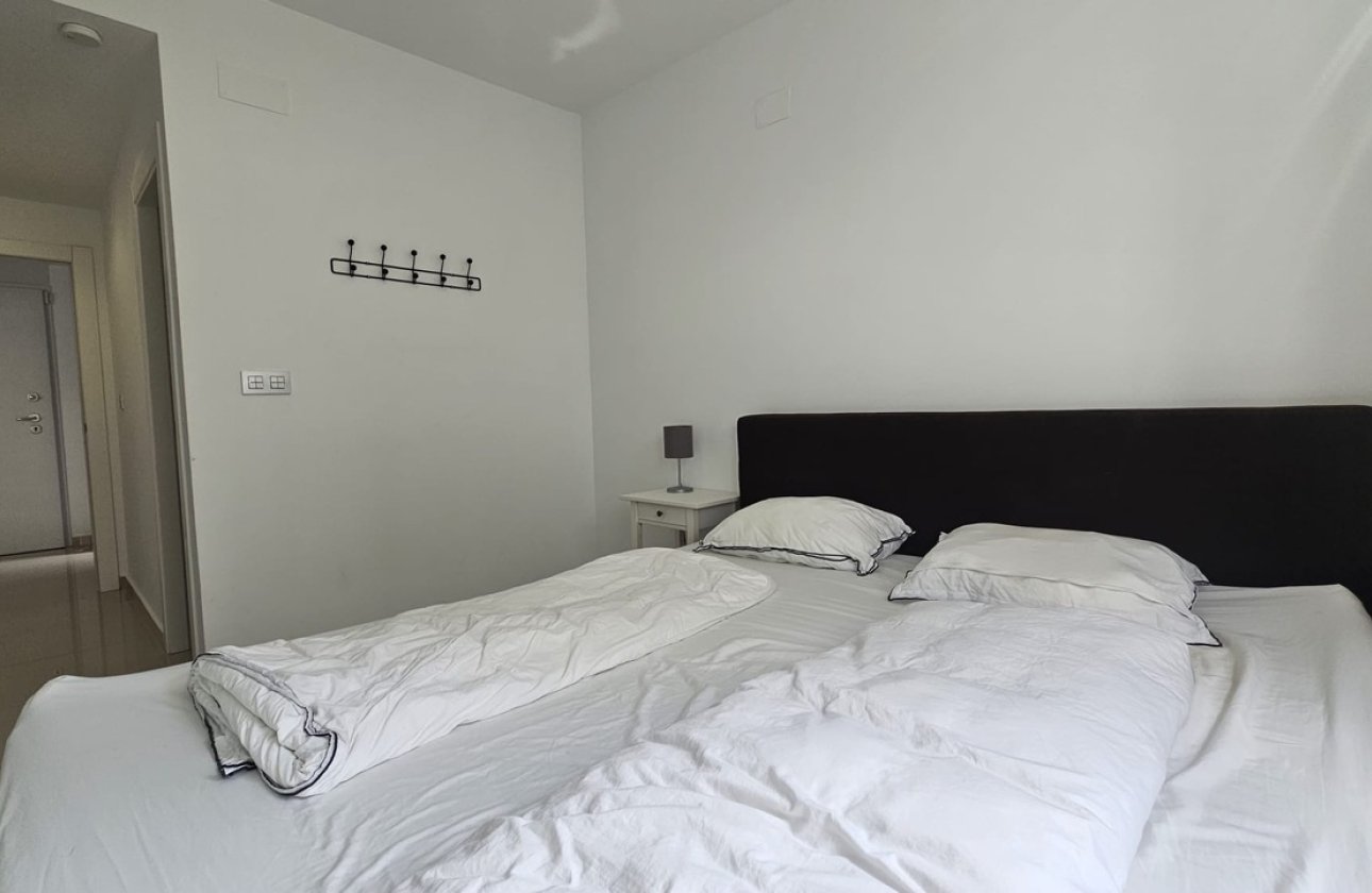 Resale - Villa -
Villamartin - Costa Blanca