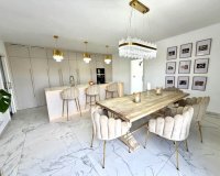 Resale - Villa -
Villamartin - Costa Blanca