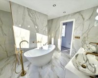 Resale - Villa -
Villamartin - Costa Blanca