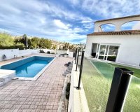 Resale - Villa -
Villamartin - Costa Blanca