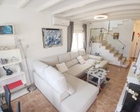 Resale - Villa -
Villamartin - Costa Blanca