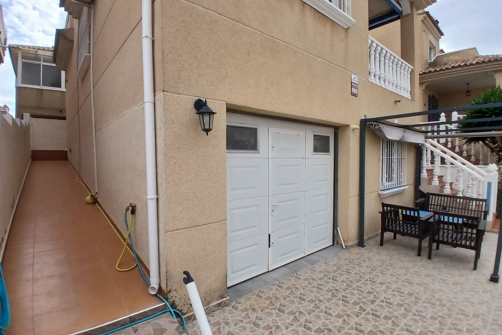 Resale - Villa -
Villamartin - Costa Blanca